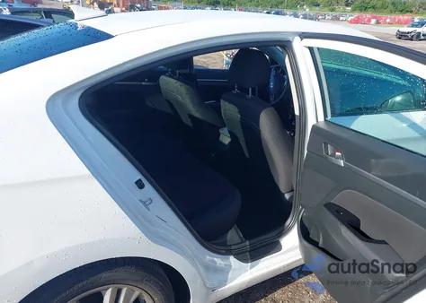 2020 Hyundai Elantra Sel z USA, uszkodzony, nr VIN 5NPD84LF9LH579563